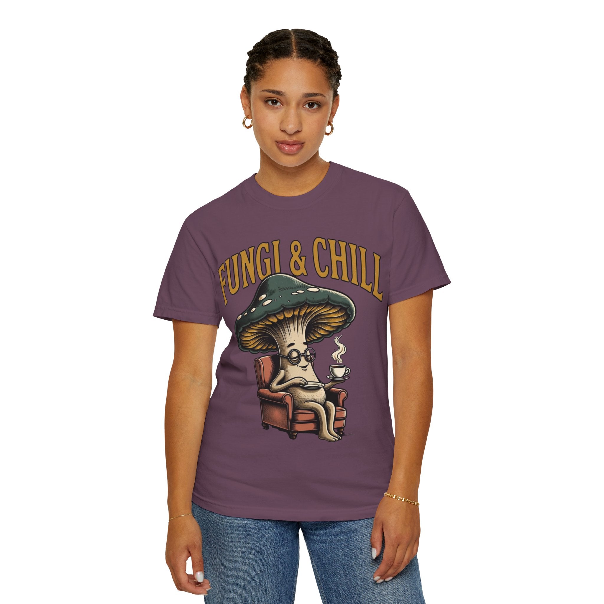 Fungi & Chill | Vintage Retro Funny Mushroom T-shirt